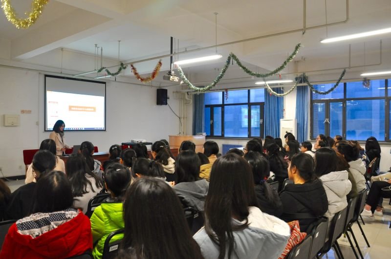 并出台了许多优惠政策
